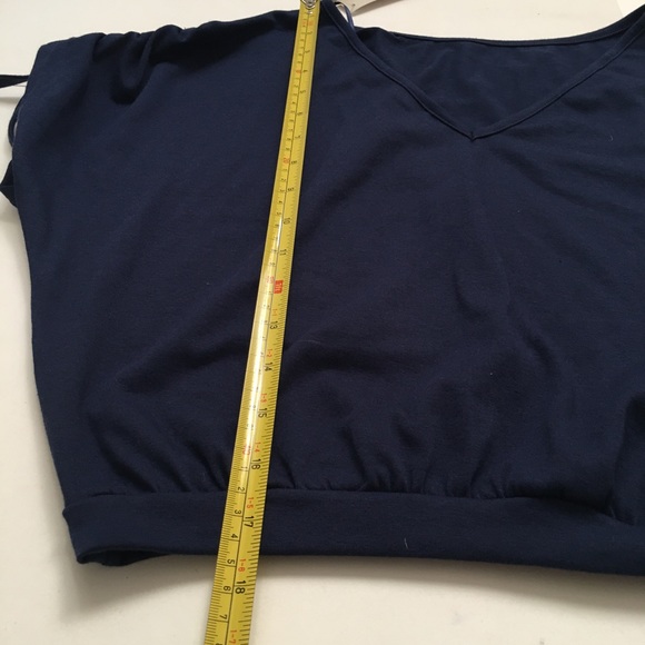 Mapalè Women’s V-neck Rouched Cropped T-shirt Size Small - Picture 8 of 12